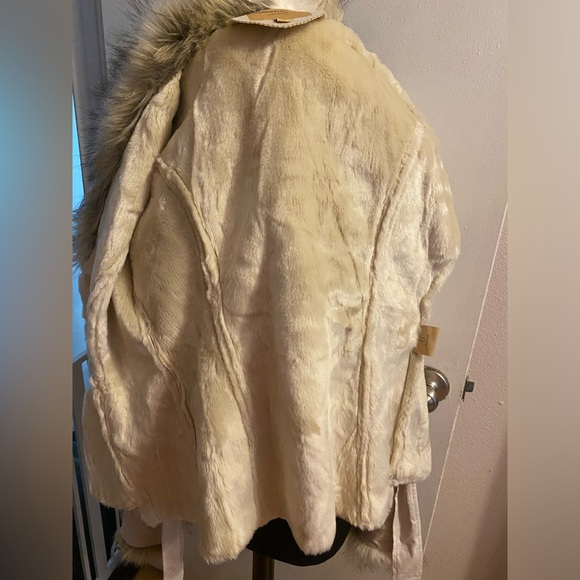 UPCOUNTRY BY DU MONDE FAUX FUR FAUX SUEDE JACKET WOMEN'S SMALL W/ BELT, POCKETS - Picture 8 of 16